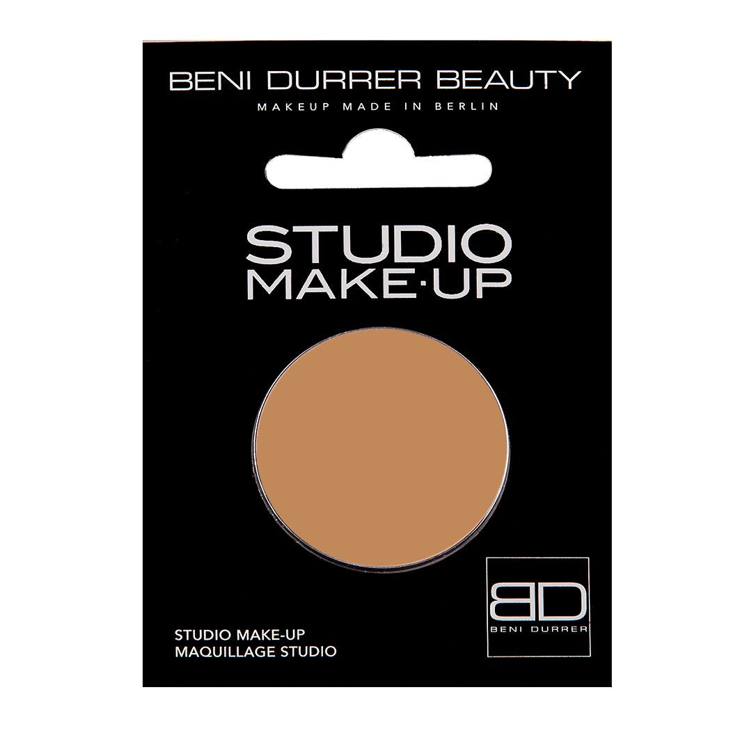 REFILL Studio Make-up Nr 12 Make-up Beni Durrer 