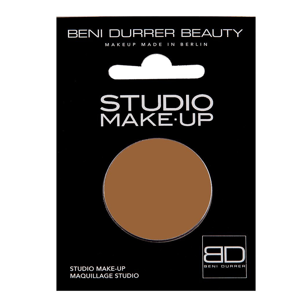 REFILL Studio Make-up Nr 16 Make-up Beni Durrer 