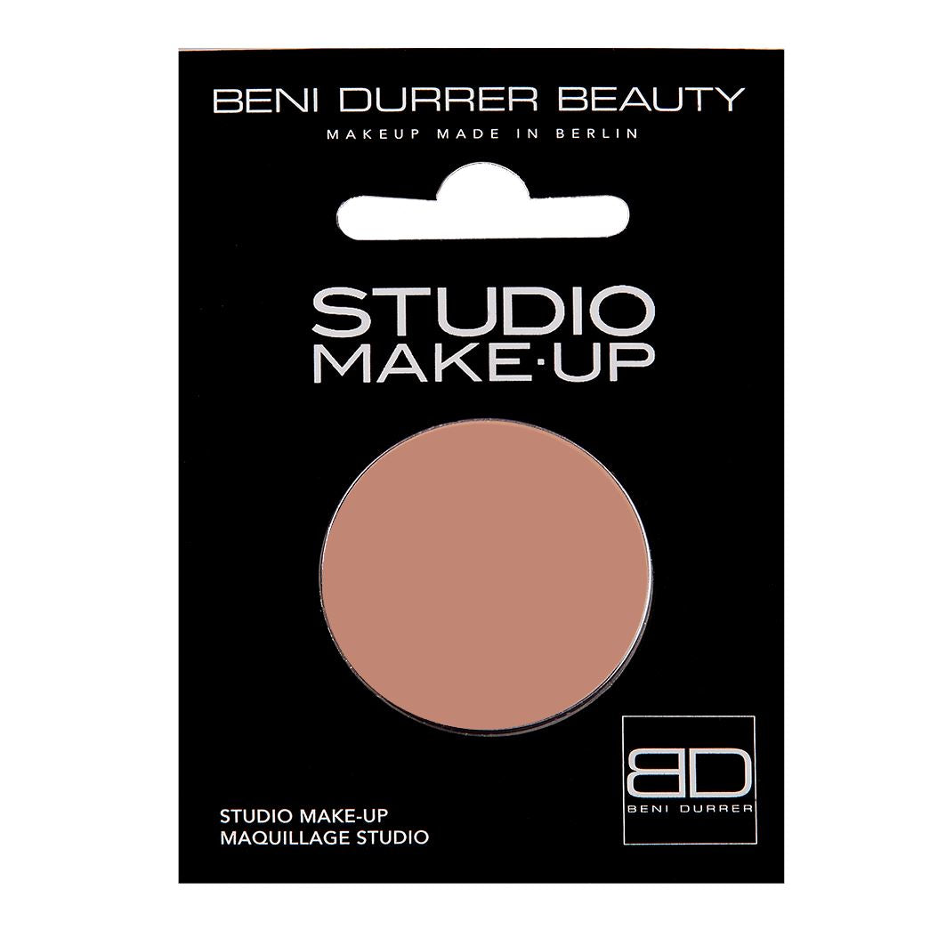 REFILL Studio Make-up Nr 09 Make-up Beni Durrer 